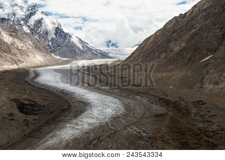 Dran Drung Glacier