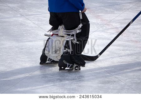 Ice Hockey Goalie Shot Slapshot Start Stick