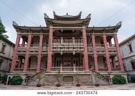 Main Building Of Hai Tian Tang Gou Building In Gulangyu Island