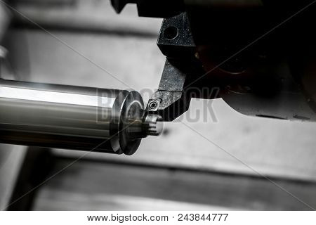 Cnc Turning Machine With Fast Servo Turret