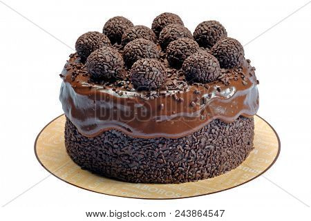 Chocolate cake with granules