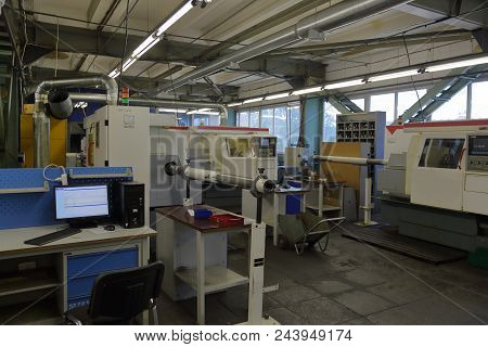 Metalcutting Workshop At The Factory