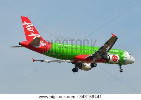 Bangkok, Thailand - Apr 21, 2018. Indonesia Airasia Pk-azm Airbus A320 Landing At Suvarnabhumi Airpo
