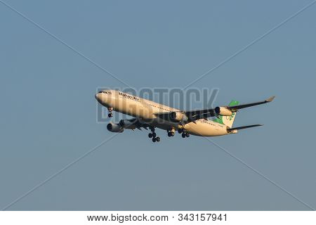 Bangkok, Thailand - Apr 21, 2018. Ep-mmb Mahan Airlines Airbus A340-300 Landing At Suvarnabhumi Airp