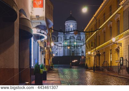 Finland, Helsinki - November 6, 2018. Sofiankatu Street In Finnish Helsinki At Night After Rain.