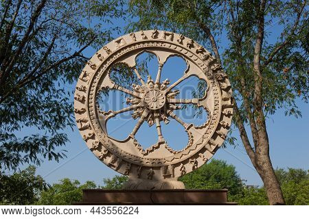 Wheel Of Empire, Patrika Gate, Jaipur, Rajasthan, India.