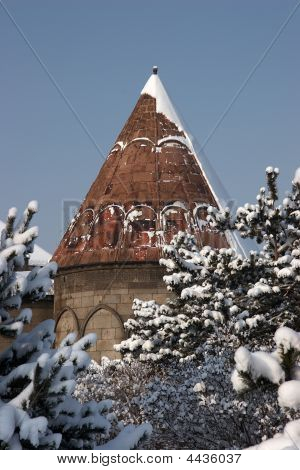 Moschea dopo una nevicata