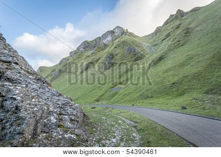 Views Of Winnats Pass In Derbyshire