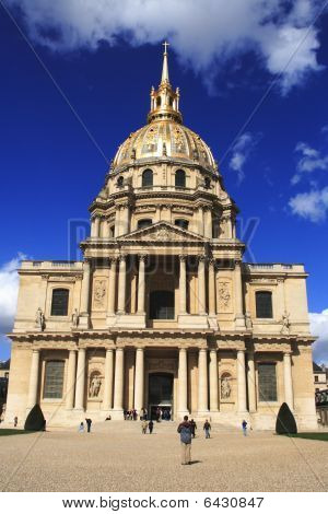 Les Invalides