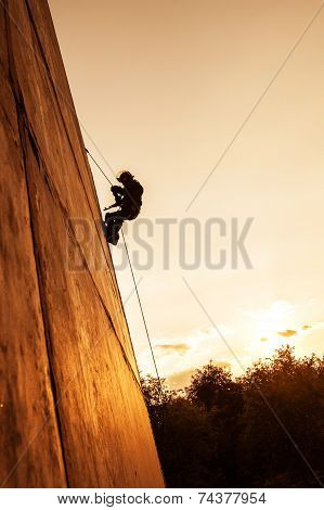 FRIES combat rappeling