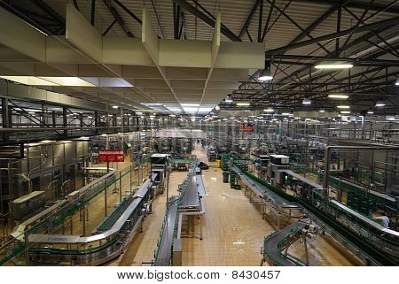 Bottelarij in Pilsner Urquell brouwerij