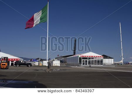 Luna Rossa Box For The America's Cup