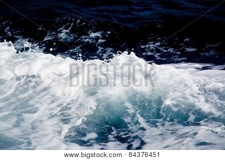 Abstract wake sea foam