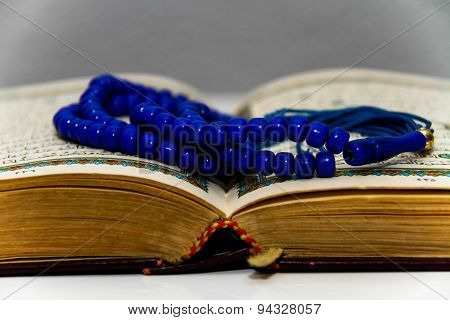 Sheets Entire Qoran - Koran - Qur'an With The Names Of Allah