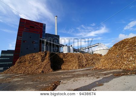 Impianto alimentazione bio con immagazzinaggio di combustibile di legno