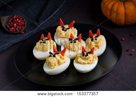 Deviled eggs for Halloween party: creatve funny food for kids