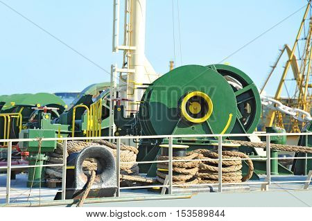 Mooring Winch With Hawser