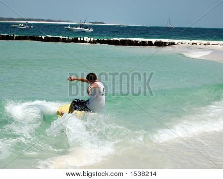 Skimboarding 