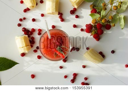 diet of watermelon smoothie banana and cranberry