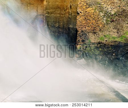 Lake Tinaroo Dam In Australia Spraying Water