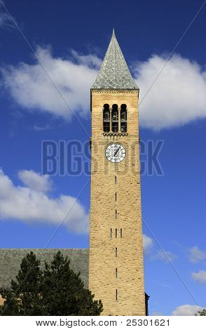 หอนาฬิกาในวิทยาเขตของมหาวิทยาลัย Cornell