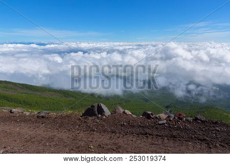 Mt. Fuji Climbing,yoshida Trail  For Descent, Japan