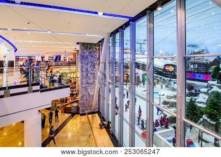 Dubai, Uae - April 07: Mall Of The Emirates Interior April 07, 2017 In Dubai, United Arab Emirates. 