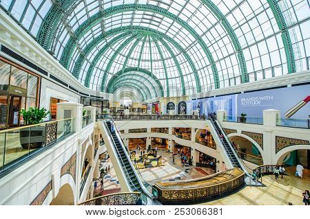 Dubai, Uae - April 07: Mall Of The Emirates Interior April 07, 2017 In Dubai, United Arab Emirates. 