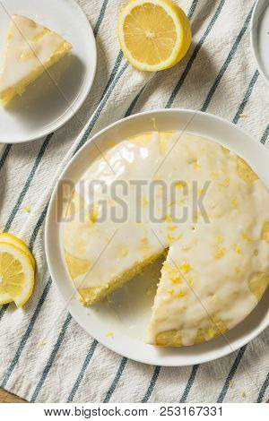 Sweet Homemade Yellow Lemon Lemoncello Cake