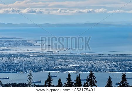 Scenic View Of Howe Sound, Vancouver Airport Yvr And Vancouver Island From Cypress Mountain. Beautif