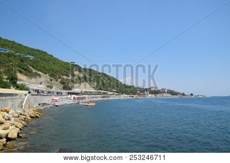 Novorossiysk, Russia - August 06, 2018: Shirokaya Balka Sea Beach Near The City Of Novorossiysk. Inf
