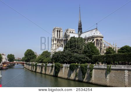 Katedrála Notre Dame v Paříži