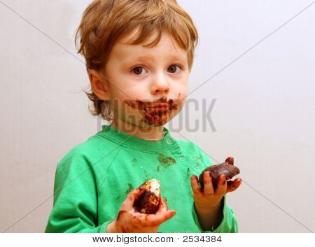 Il ragazzo mangia un Zephyr