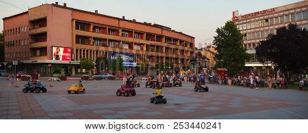 Balkan City Life