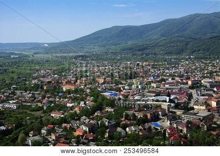 Colorful Exalted View From A Bird's Eye View To Houses In Residential