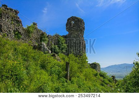 Ancient Ruins Of The Castle Of The Town Of Khust (dracula Castle). A Huge And Powerful Castle That P