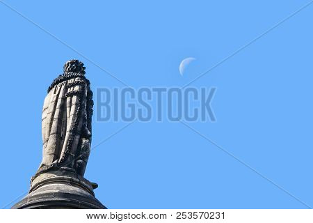 Edinburgh, Scotland, Uk - June 13, 2012: Closeup Of Statue Of Henri Dundas On Top Of Melville Monume