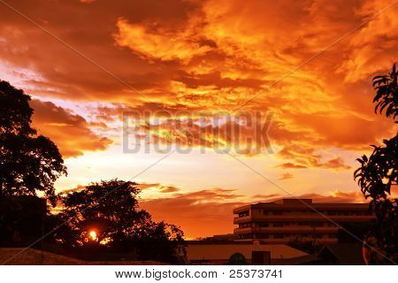 Feuer-Wolken
