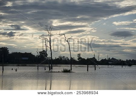 Cambodia Anlong Veng Ta Mok Lake Landscape