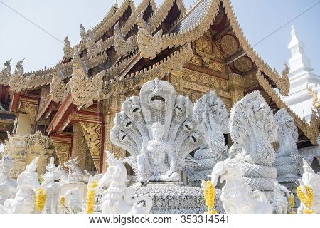 Thailand Lamphun Wat San Pa Yang Luang