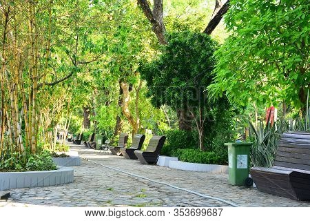 Bangkok, Th - Dec 13: Path Way At Dusit Zoo On December 13, 2016 In Khao Din Park, Bangkok, Thailand