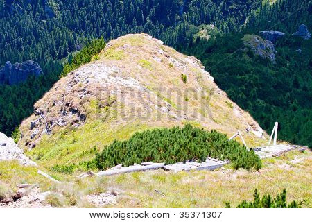 Toaca Peak (1904 m merenpinnan yläpuolella), Ceahl? u Massif