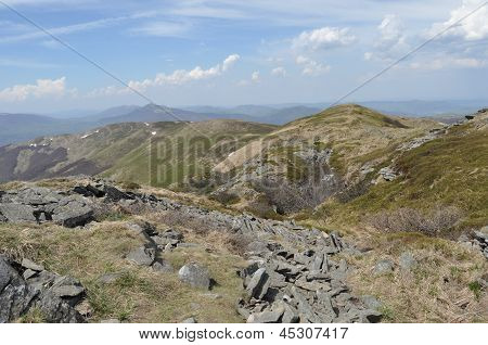 Montagne; Parco Nazionale Bieszczady. Pascoli e creste.