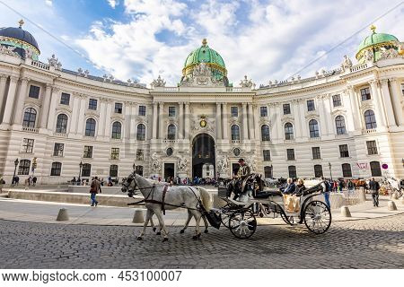 Vienna, Austria - October 2021: Horse Carriage At Hofburg Palace On St. Michael Square (michaelerpla