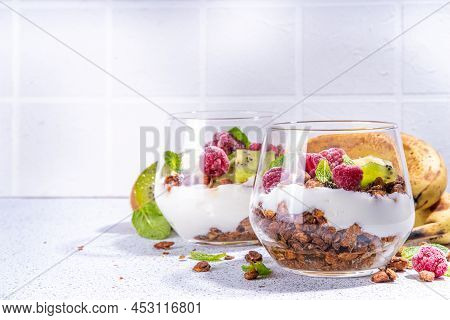 Granola Breakfast Dessert