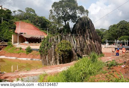 Xango Stone Park