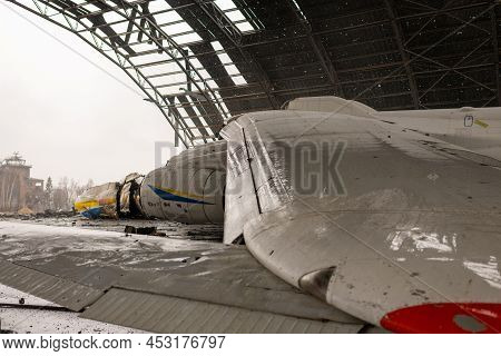 War Destroyed On Ukraine Airport By Russian Troops