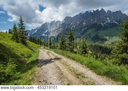 Hiking Trail Around Wilder Kaiser Mountains, Tirol - Austria