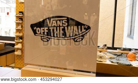 Bordeaux , Aquitaine  France - 04 20 2022 : Vans Shop Brand Logo And Text Sign Interior Skater Store