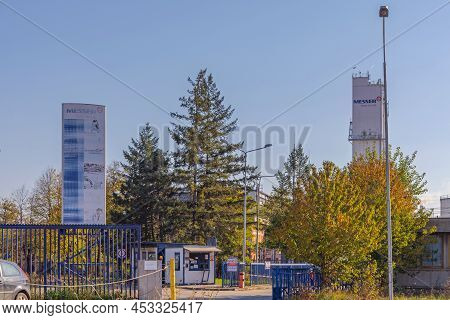 Smederevo, Serbia - October 31, 2021: Entrance To Messer Group Tehnogas Chemical Gas Factory In Radi